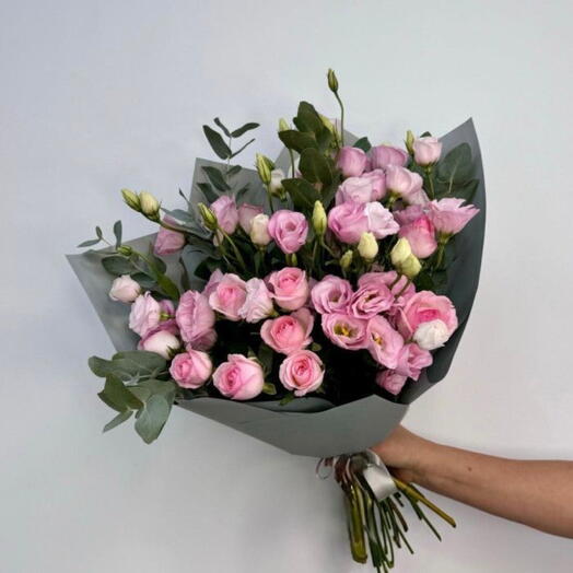 Pink hugs