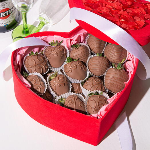 A box of "Belgian Flowers" 20 strawberries